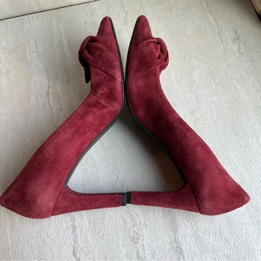 ** Vaneli Suede Pumps with Bow Detail Maroon Pointed Toe size 8